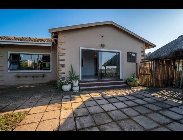 3 BEDROOM HOUSE FOR SALE IN BLUFF